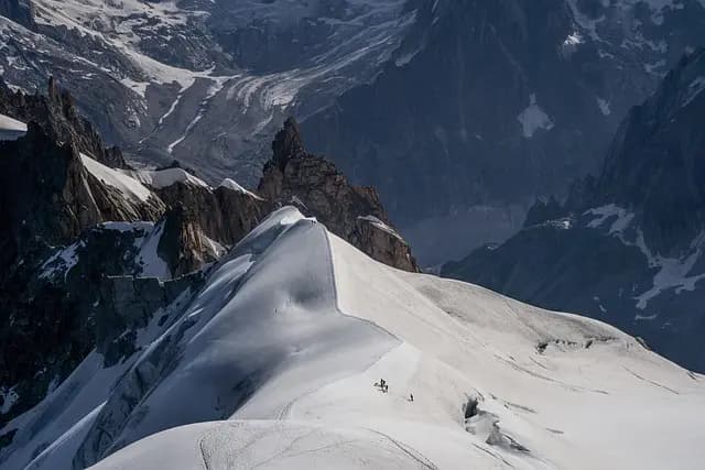 Comment gérer le deuil après un dernier adieu avec sérénité