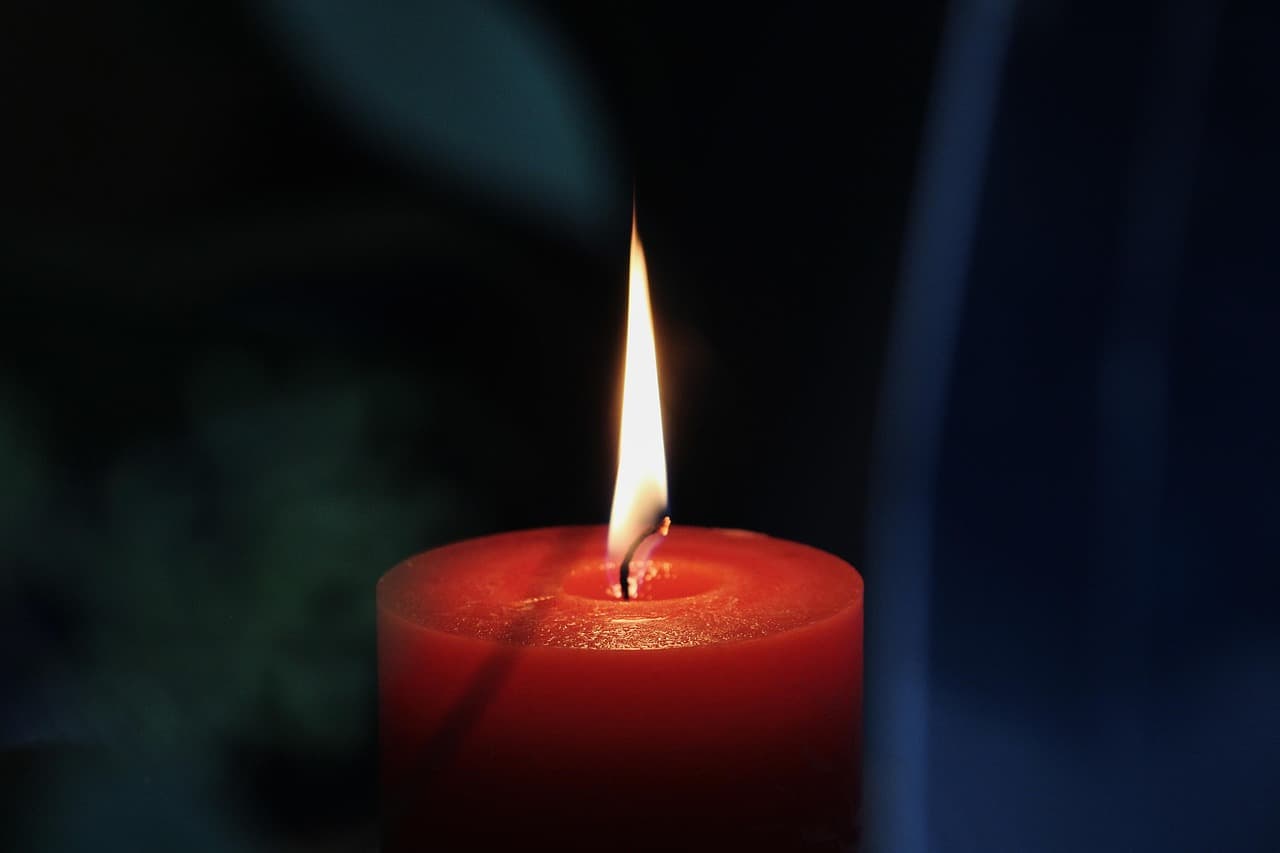 Comment choisir le bon discours pour un dernier adieu mémorable ?